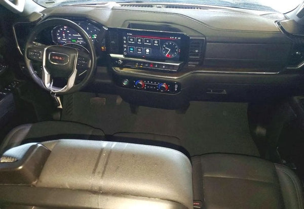 2024 GMC Sierra 1500 SLT vehicle photo 8