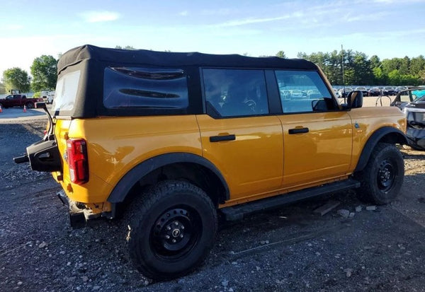2021 Ford Bronco Black Diamond vehicle photo 4