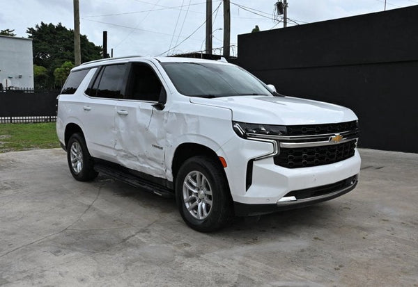 2023 Chevrolet Tahoe LS vehicle photo 2