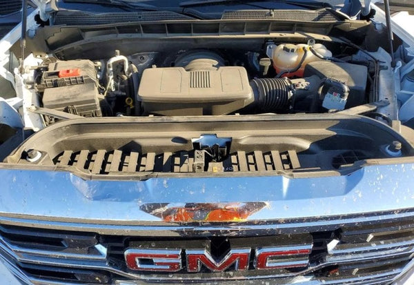 2025 GMC Sierra 1500 SLT photo 11