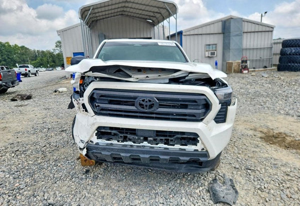 2025 Toyota Tacoma SR vehicle photo 5