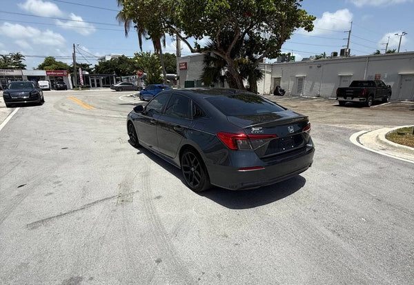 2024 Honda Civic Sport vehicle photo 3