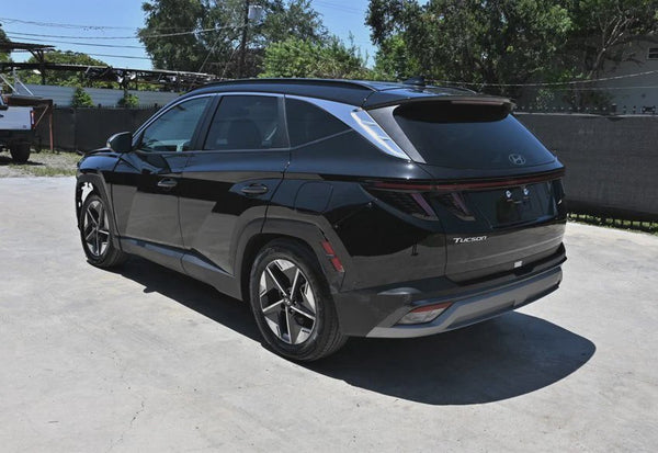 2025 Hyundai TUCSON SEL Convenience vehicle photo 4