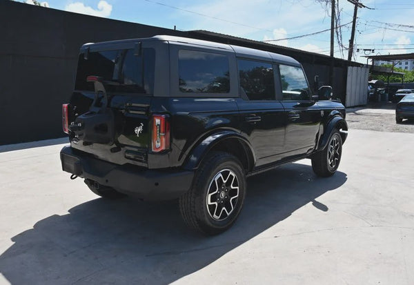 2024 Ford Bronco Outer Banks Sport Utility 4D vehicle photo 4
