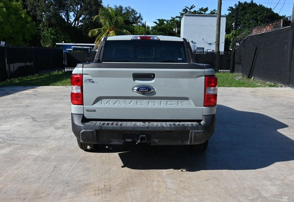 2024 Ford Maverick Lariat vehicle photo 8