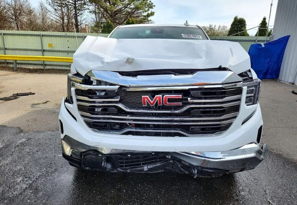 2026 GMC Sierra 1500 SLT photo 5