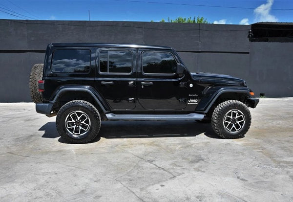 2024 Jeep Wrangler Sahara vehicle photo 5