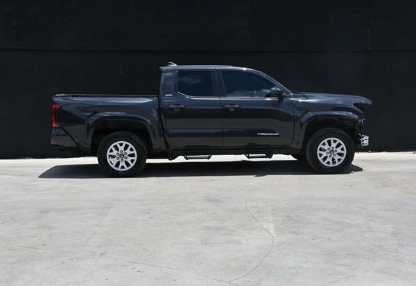 2025 Toyota Tacoma SR5 photo 5