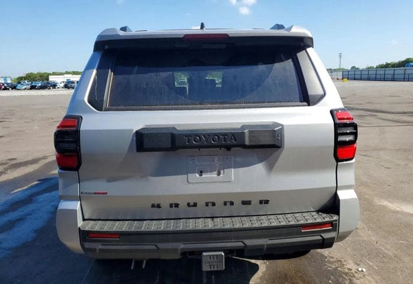 2025 Toyota 4Runner SR5 photo 6
