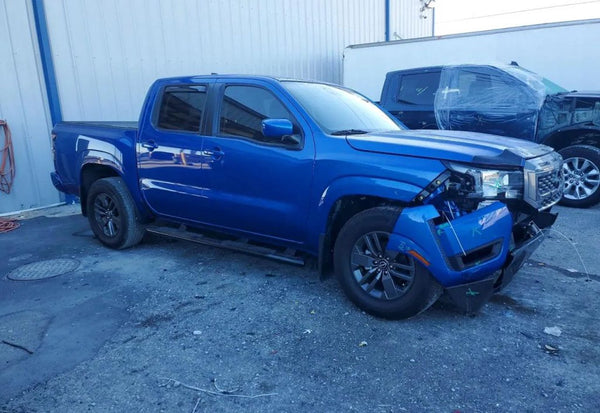 2025 Nissan Frontier SV photo 12