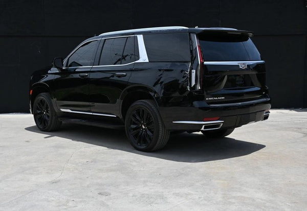 2023 Cadillac Escalade Premium Luxury photo 3