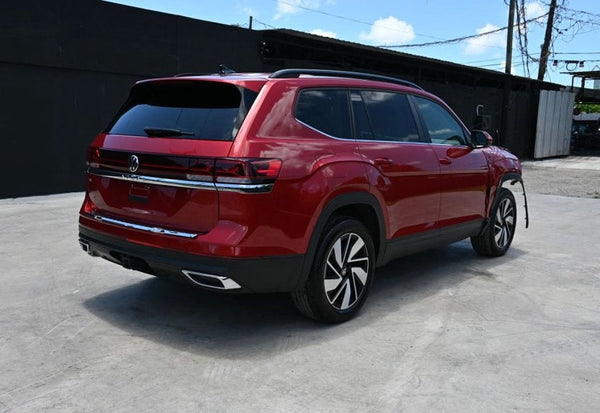 2025 Volkswagen Atlas SE vehicle photo 3