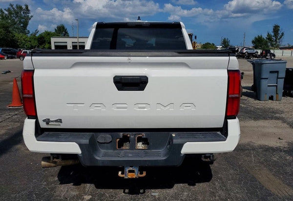 2024 Toyota Tacoma SR5 vehicle photo 5