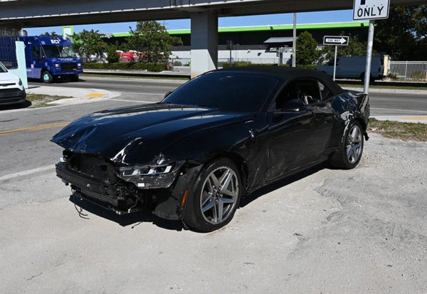 2024 Ford Mustang EcoBoost Premium photo 2