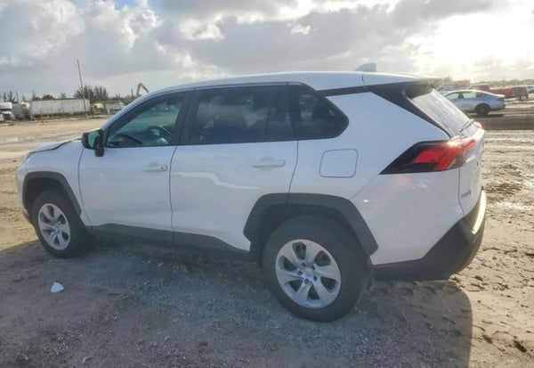 2024 Toyota RAV4 LE photo 3