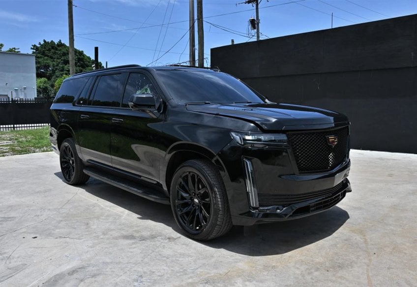 2021 Cadillac Escalade ESV Sport main vehicle photo