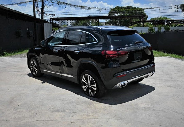 2025 Mercedes-Benz GLA GLA 250 photo 4