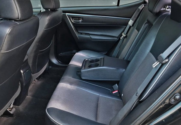 2015 Toyota Corolla S Sedan 4D photo 11