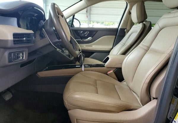 2020 Lincoln Corsair Standard vehicle photo 8