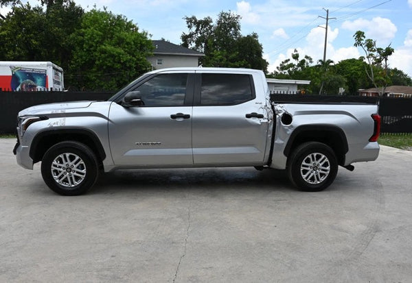 2025 Toyota Tundra SR5 vehicle photo 5