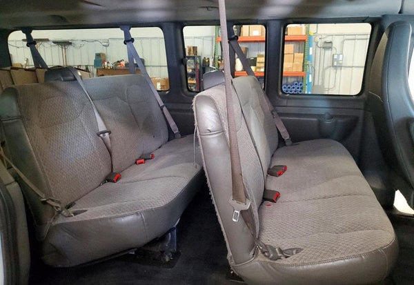 2011 Chevrolet Express LT 3500 photo 11