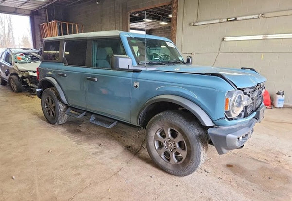 2023 Ford Bronco Big Bend photo 2