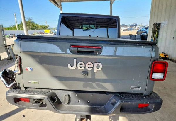 2022 Jeep Gladiator Overland photo 6