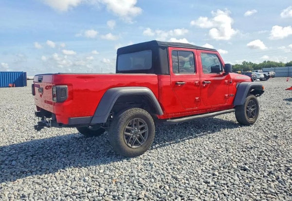 2020 Jeep Gladiator photo 3