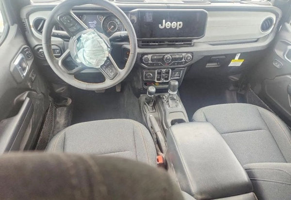 2024 Jeep Gladiator Sport S vehicle photo 9