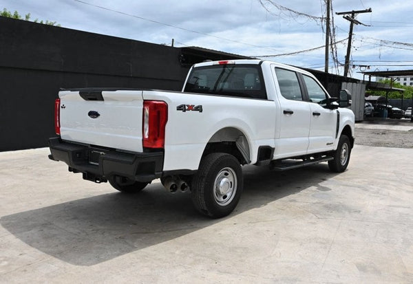 2023 Ford F-250 Super Duty XL Pickup 4D 6 3/4 ft vehicle photo 3