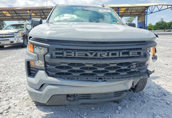 2025 Chevrolet Silverado 1500 Custom vehicle photo 5