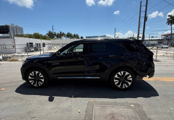 2025 Ford Explorer Platinum photo 6