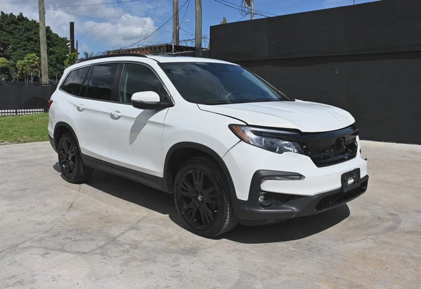 2022 Honda Pilot SE main vehicle photo