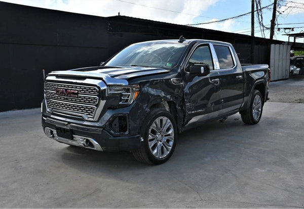 2020 GMC Sierra 1500 Denali vehicle photo 2
