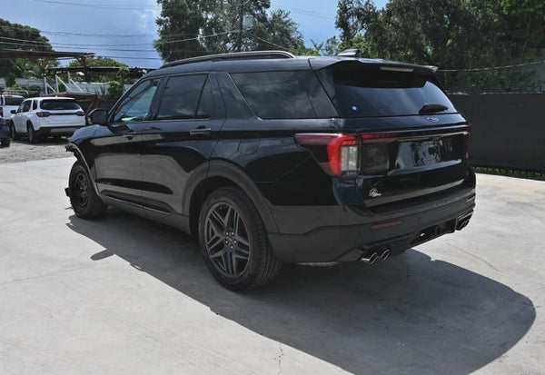 2026 Ford Explorer ST vehicle photo 3