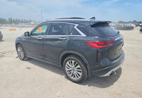 2023 Infiniti QX50 Luxe vehicle photo 3
