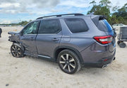 2025 Honda Pilot Touring thumbnail 4