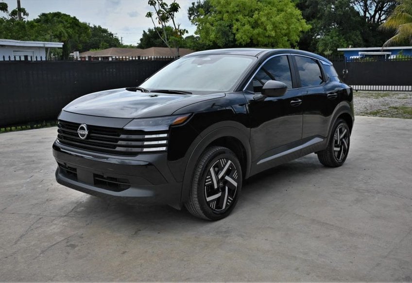 2025 Nissan Kicks SV