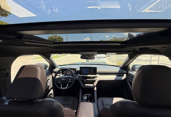 2025 Ford Explorer Platinum photo 11