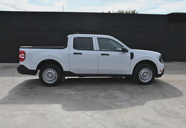 2025 Ford Maverick XL vehicle photo 6