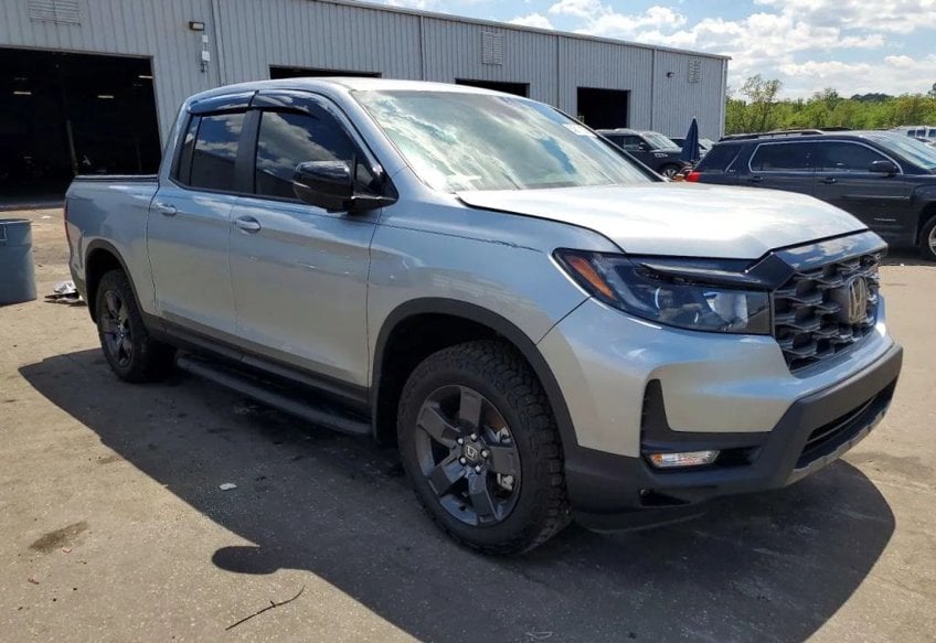 2026 Honda Ridgeline TrailSport main vehicle photo