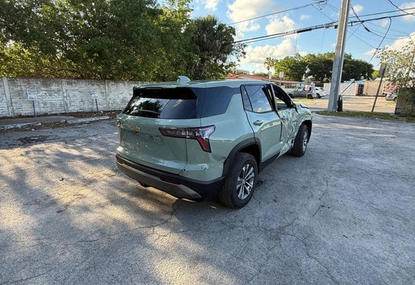 2026 Chevrolet Equinox LT photo 4