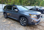 2025 Honda Pilot Touring thumbnail 1