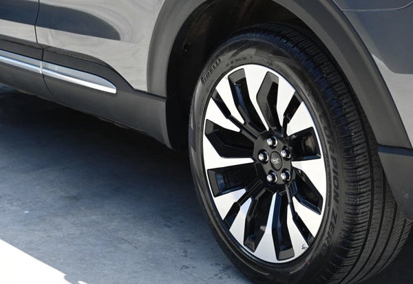 2025 Ford Explorer Platinum vehicle photo 10