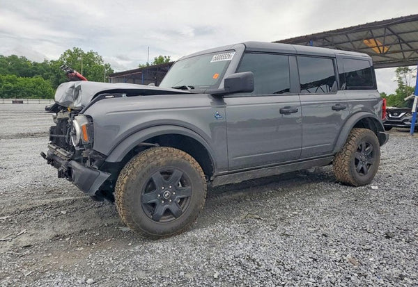2024 Ford Bronco Black Diamond vehicle photo 1