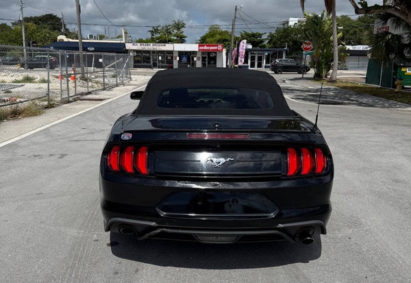 2020 Ford Mustang EcoBoost photo 8