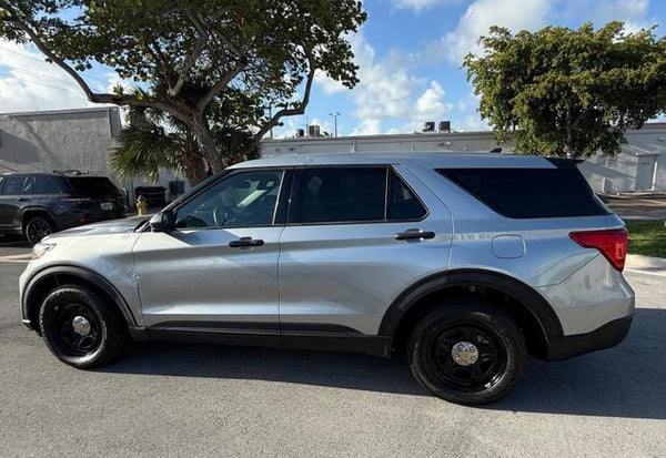 2023 Ford Explorer Police Interceptor Utility photo 5