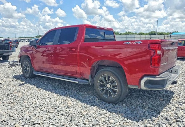 2024 Chevrolet Silverado 1500 LT vehicle photo 4