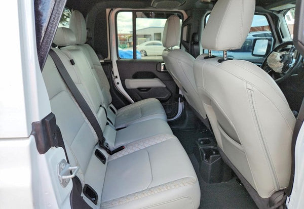 2022 Jeep Gladiator Overland vehicle photo 10