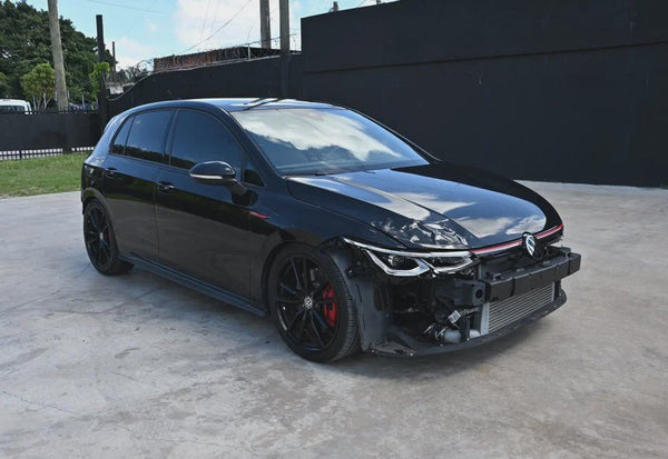 2024 Volkswagen Golf GTI SE Hatchback Sedan 4D